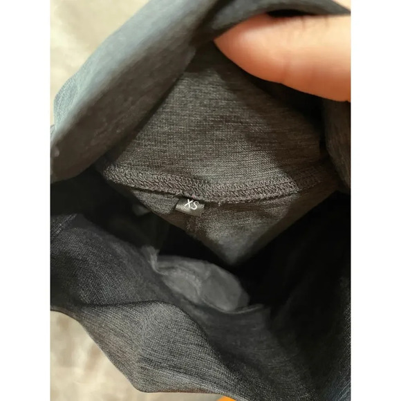 Alphalete Size XS Athletic Shorts Heather Grey Sporty High Waisted‎ Outdoorsy - Picture 3 of 6